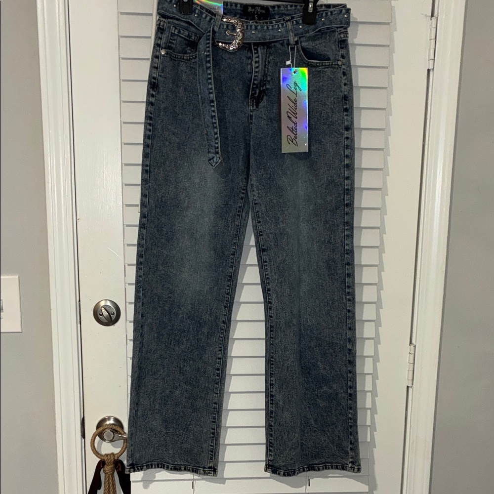 Vintage Wash Wide Leg Jeans
